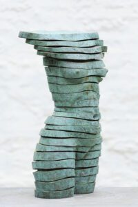 GRACE CUT TORSO GREEN BRONZE 1