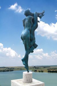 ENTWINED UPRIGHT 1