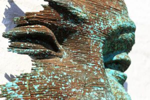 FAITH MASK BROWN GREEN PATINA 1