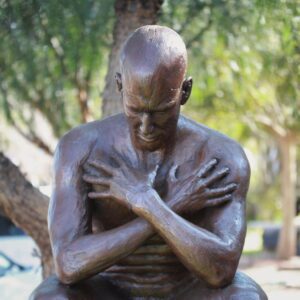 CROUCHING MAN BRONZE Grande Provence AntonSmit