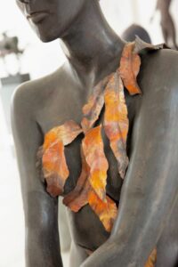 IN MOMENT SERIES LEAF III AntonSmit collectable sculpture art