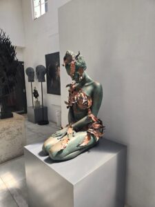 IN MOMENT SERIES LEAF V AntonSmit 2 collectable sculpture art