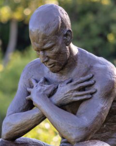 CrouchingMan AntonSmit (1)