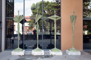 MONUMENTS FOR THE COMMON PEOPLE